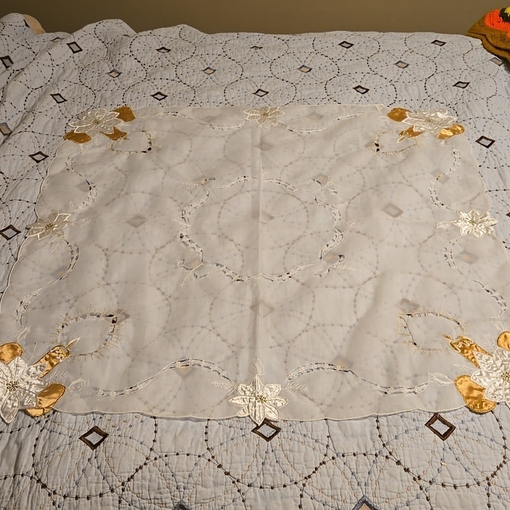 German Table Linen Poinsettia Theme 33 x 33 Inches
